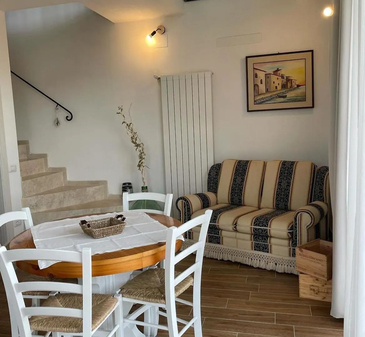 Agriturismo La Corte Del Sole Siena 0*,  Italy
