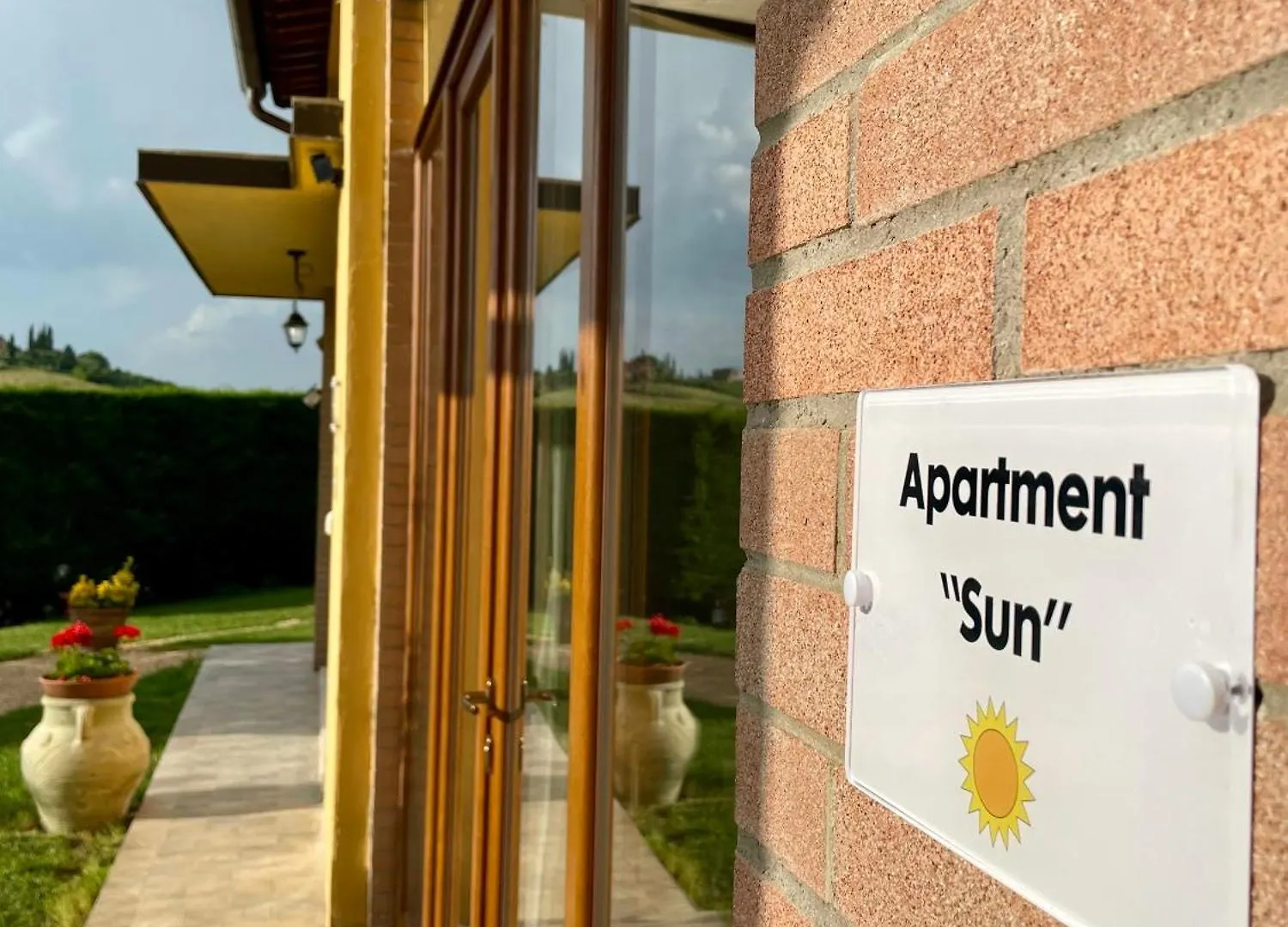 Agriturismo La Corte Del Sole Siena 0*,  Italy